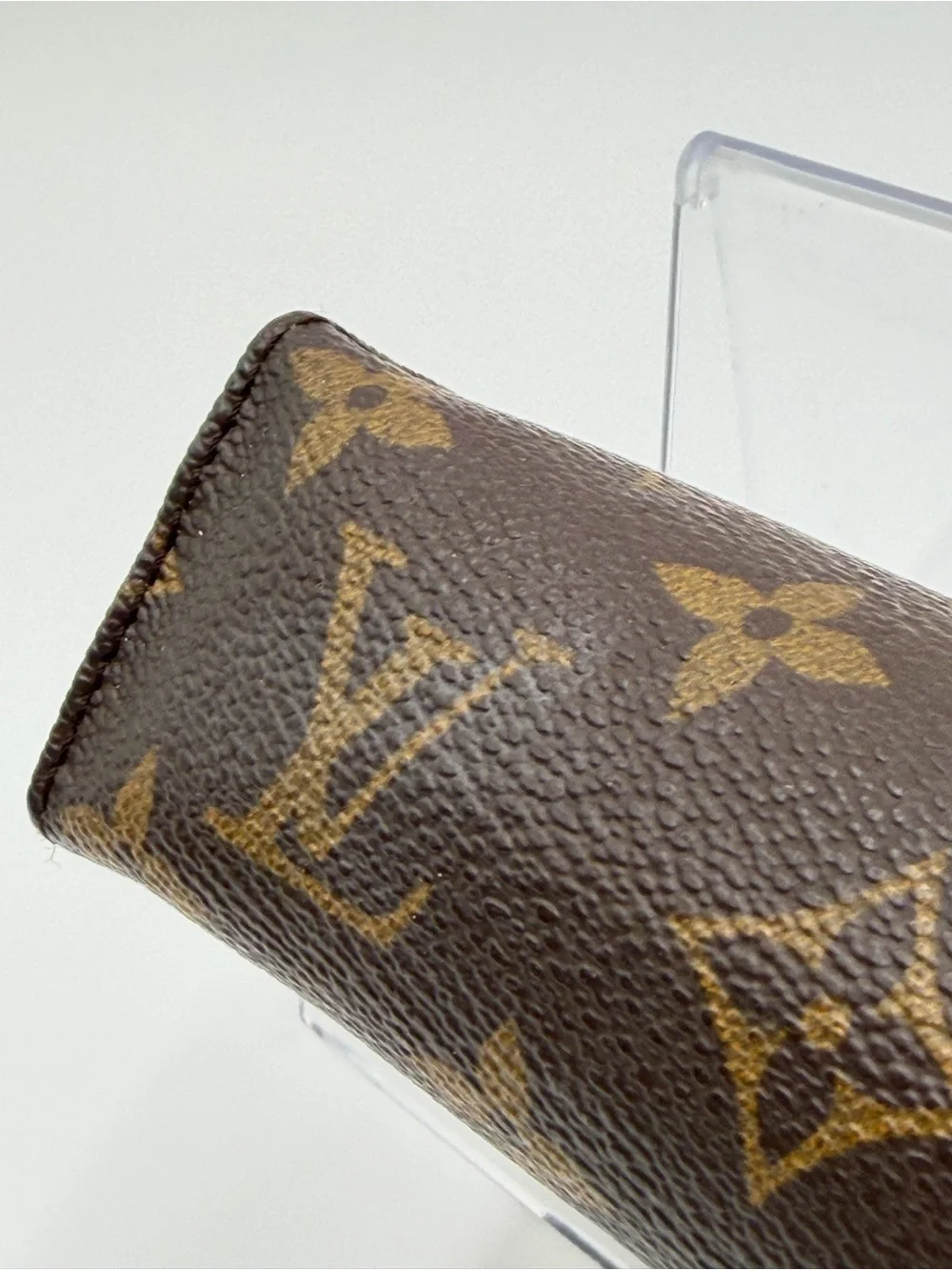 Louis Vuitton Monogram Canvas Cosmetic Bag - Picture 9 of 16